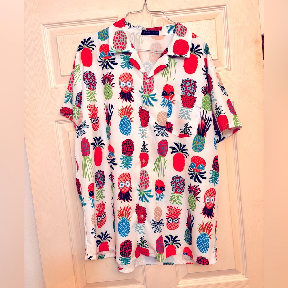 3 Tropical Print Men's Shirt: 2 Large & 1 XL - Picture 2 of 10